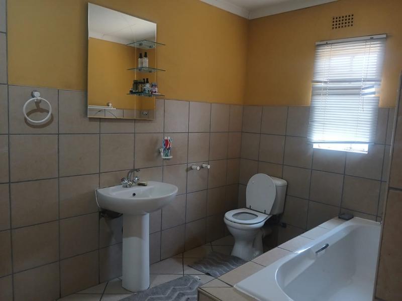 3 Bedroom Property for Sale in Eike Park Gauteng