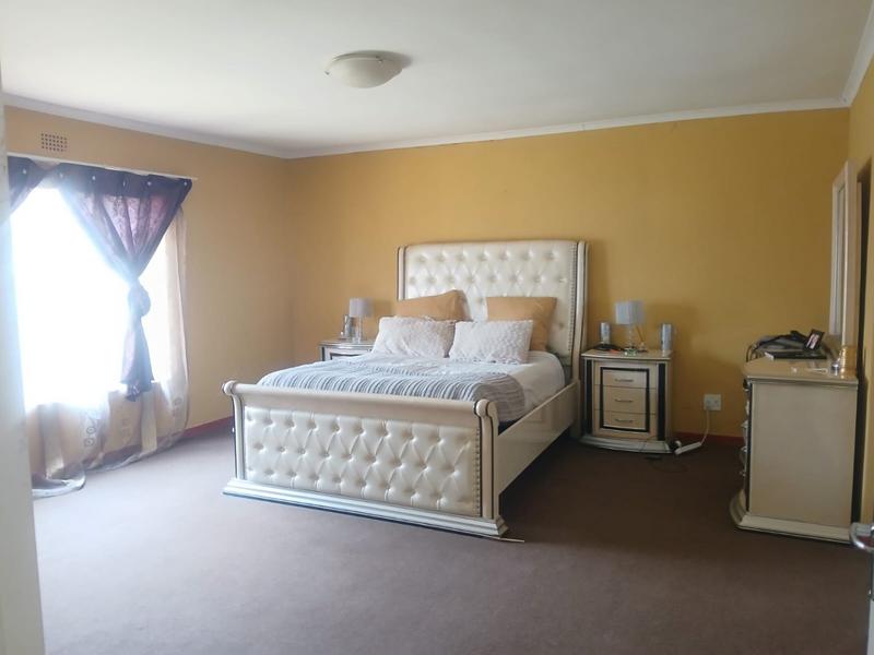 3 Bedroom Property for Sale in Eike Park Gauteng