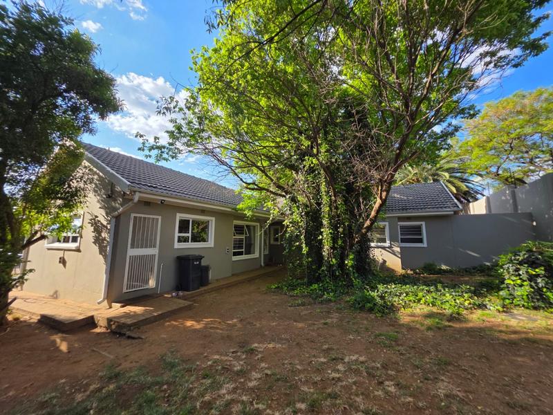5 Bedroom Property for Sale in Greenhills Gauteng