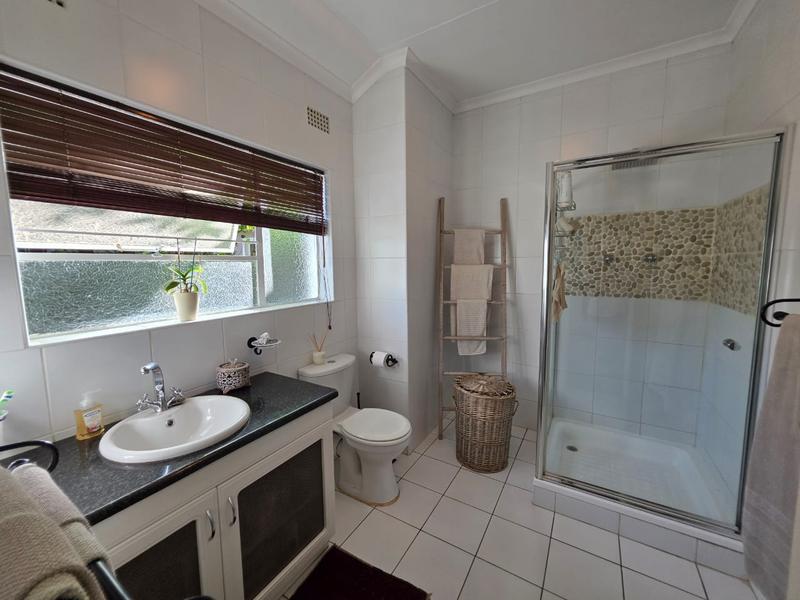 5 Bedroom Property for Sale in Greenhills Gauteng