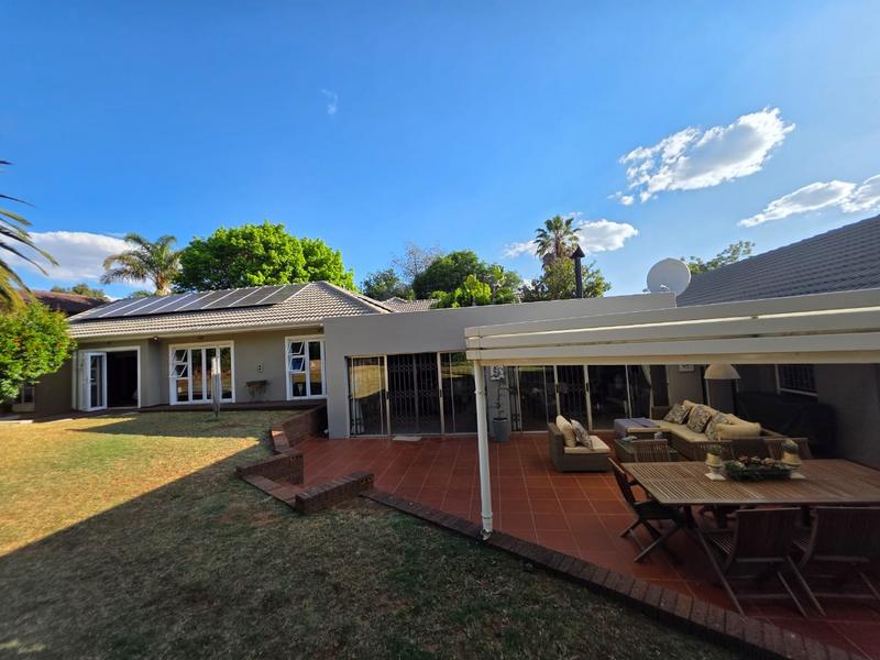 5 Bedroom Property for Sale in Greenhills Gauteng