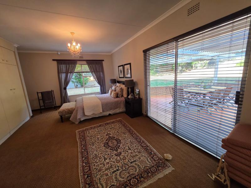 5 Bedroom Property for Sale in Greenhills Gauteng