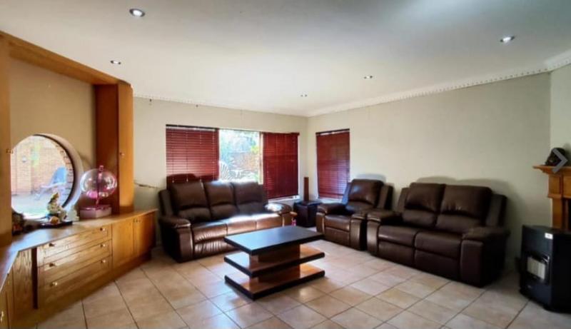 4 Bedroom Property for Sale in Meyersdal Gauteng