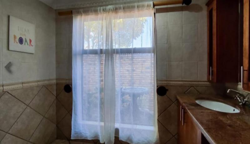 4 Bedroom Property for Sale in Meyersdal Gauteng