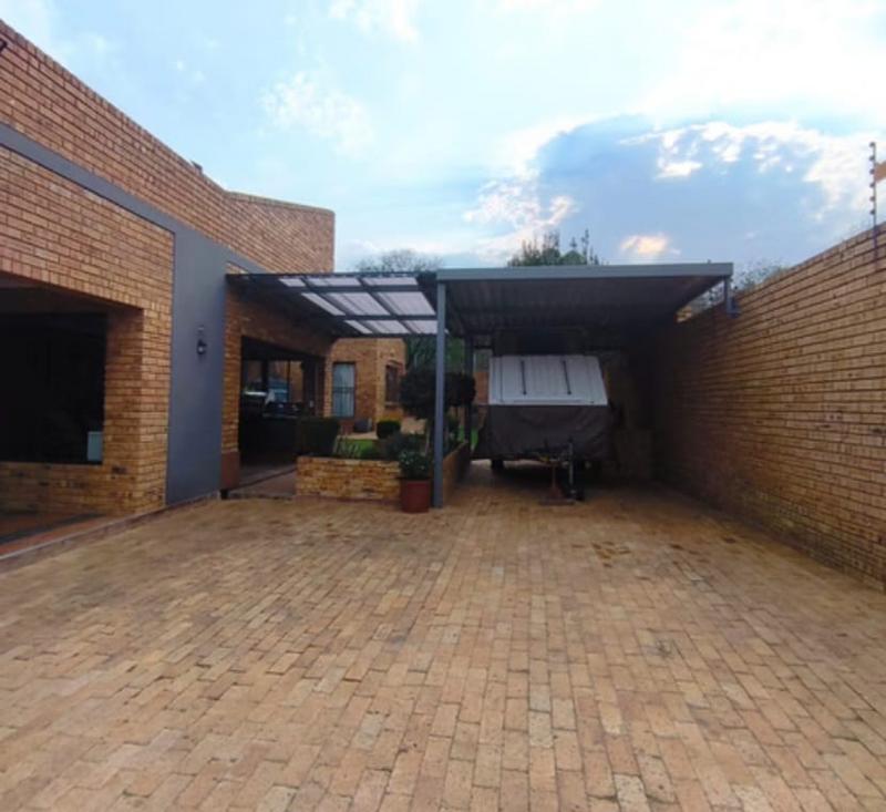 4 Bedroom Property for Sale in Meyersdal Estate Gauteng