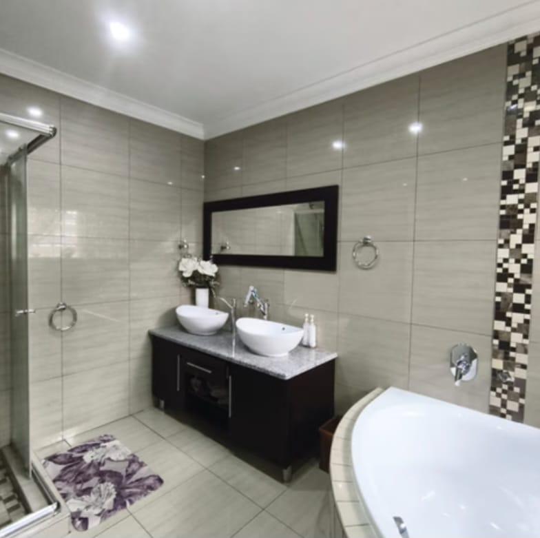 4 Bedroom Property for Sale in Meyersdal Estate Gauteng