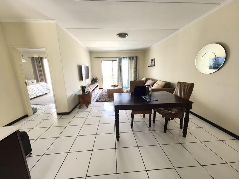 2 Bedroom Property for Sale in Greenstone Hill Gauteng
