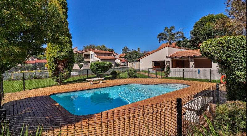 2 Bedroom Property for Sale in Bedfordview Gauteng