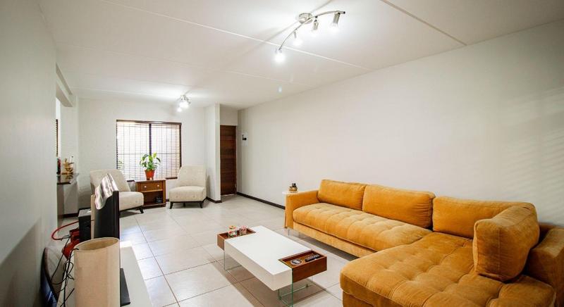 2 Bedroom Property for Sale in Bedfordview Gauteng
