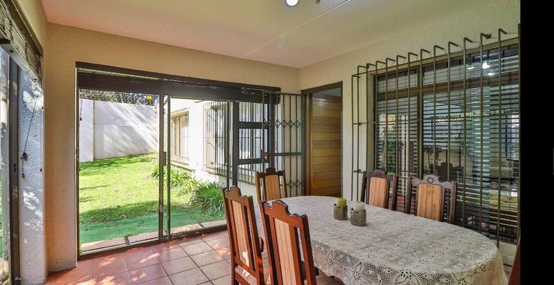 2 Bedroom Property for Sale in Bedfordview Gauteng