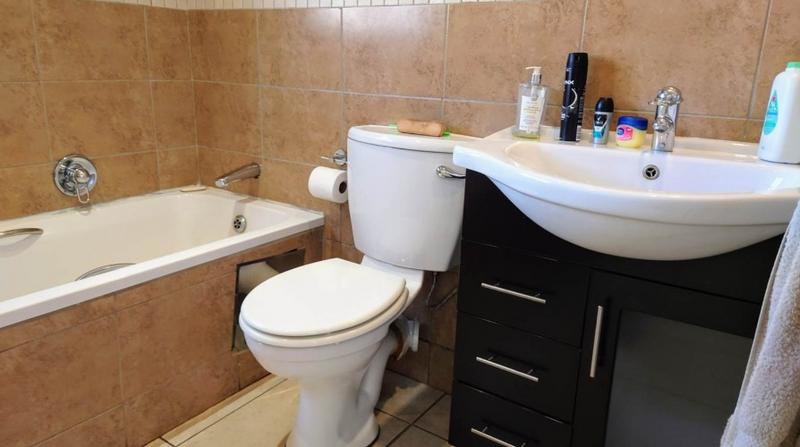 2 Bedroom Property for Sale in Bedfordview Gauteng
