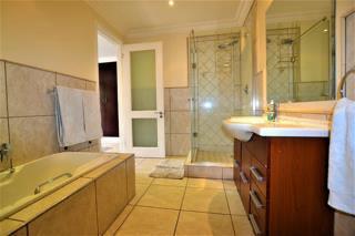 2 Bedroom Property for Sale in Bedfordview Gauteng