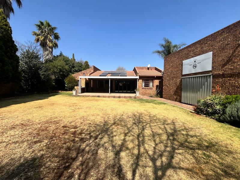3 Bedroom Property for Sale in Bedfordview Gauteng