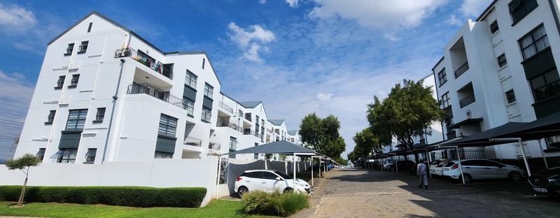 3 Bedroom Property for Sale in Greenstone Hill Gauteng