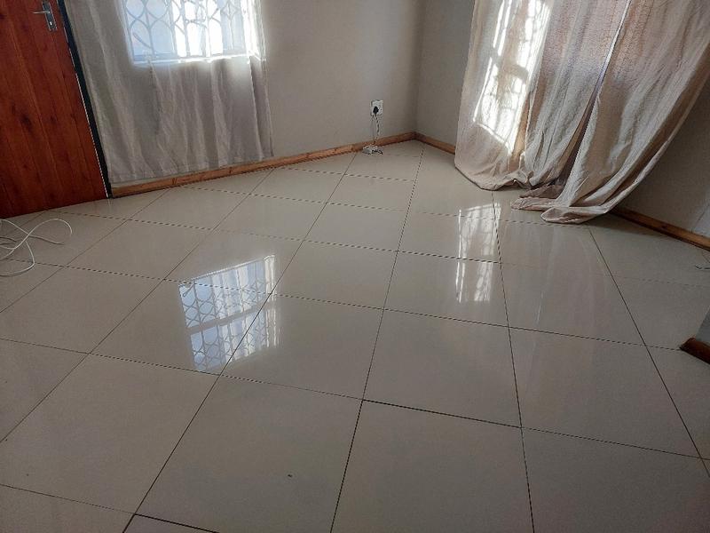 To Let 3 Bedroom Property for Rent in Windmill Park Gauteng