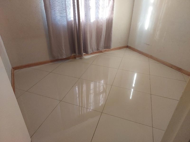 To Let 3 Bedroom Property for Rent in Windmill Park Gauteng