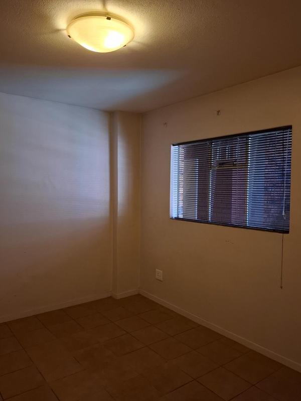 To Let 2 Bedroom Property for Rent in Die Hoewes Gauteng