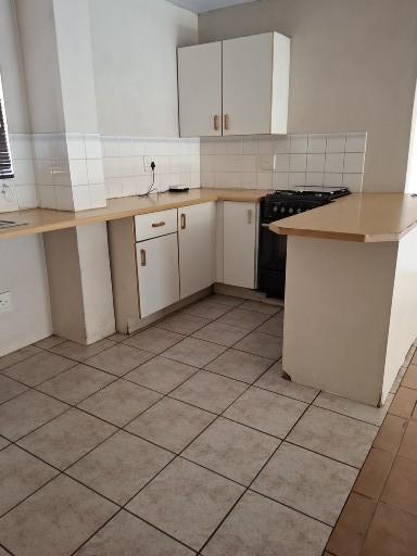 To Let 2 Bedroom Property for Rent in Die Hoewes Gauteng