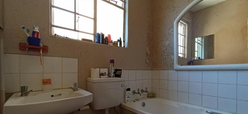 2 Bedroom Property for Sale in Naturena Gauteng