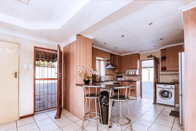 4 Bedroom Property for Sale in Birch Acres Gauteng