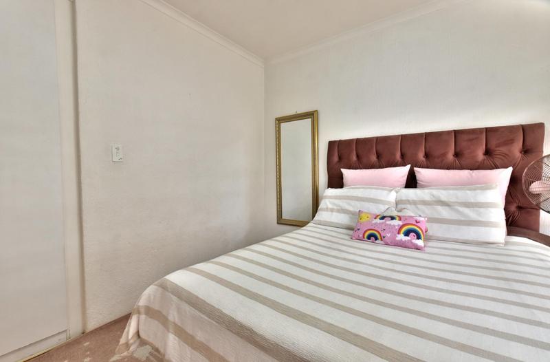 2 Bedroom Property for Sale in Kibler Park Gauteng