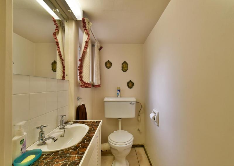 2 Bedroom Property for Sale in Sandown Gauteng