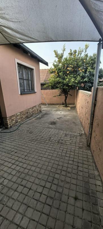 4 Bedroom Property for Sale in Olievenhoutbosch Gauteng