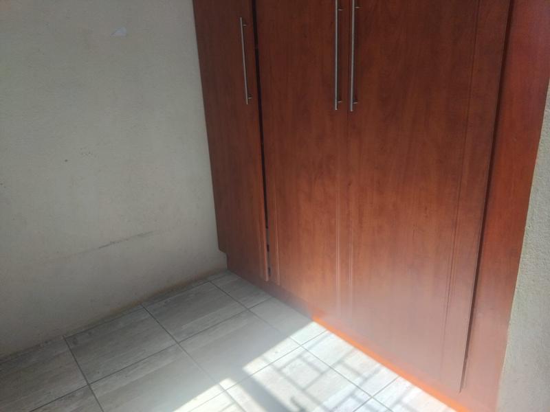 2 Bedroom Property for Sale in Soshanguve VV Gauteng