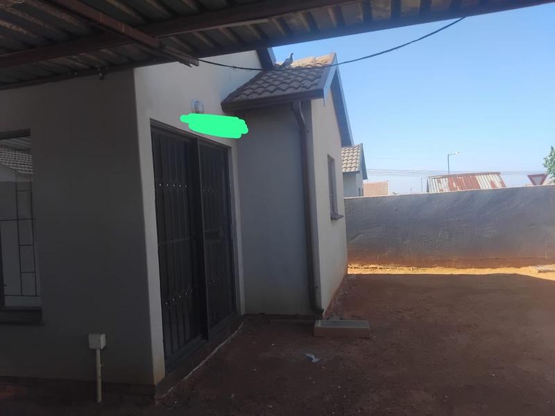 2 Bedroom Property for Sale in Soshanguve VV Gauteng