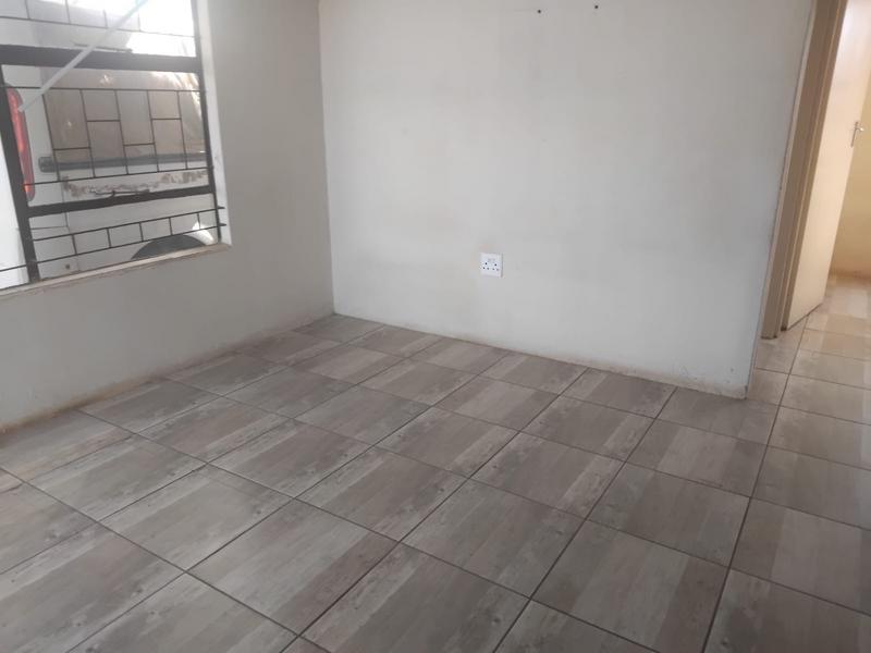 2 Bedroom Property for Sale in Soshanguve VV Gauteng