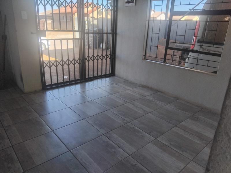 2 Bedroom Property for Sale in Soshanguve VV Gauteng