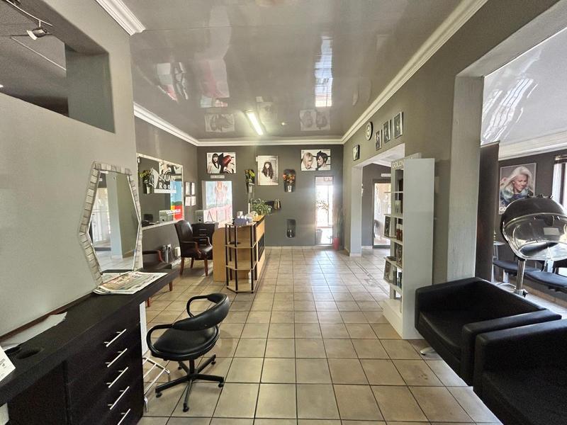 6 Bedroom Property for Sale in Springs Gauteng