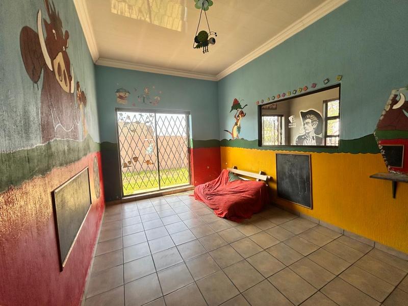 6 Bedroom Property for Sale in Springs Gauteng