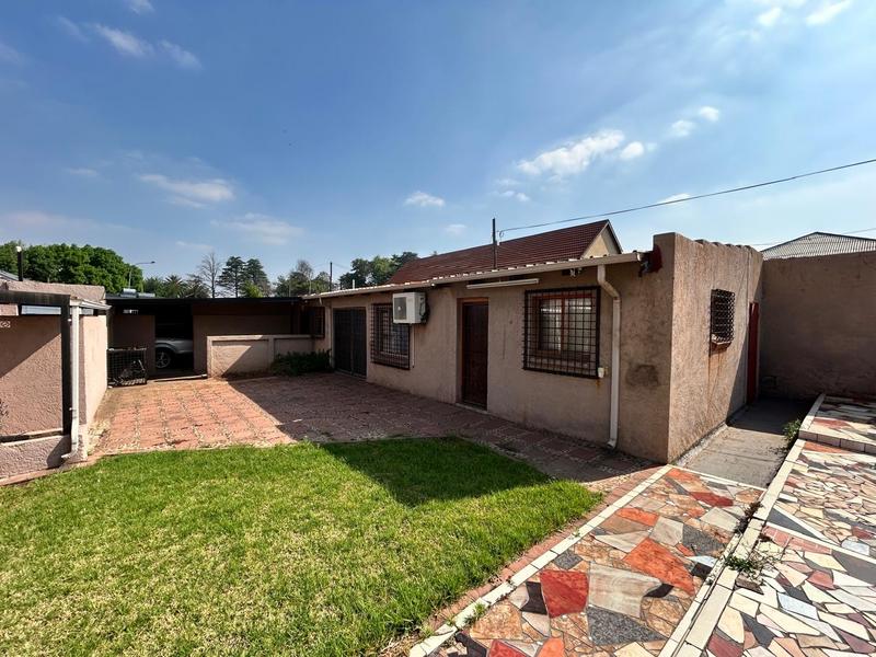 6 Bedroom Property for Sale in Springs Gauteng