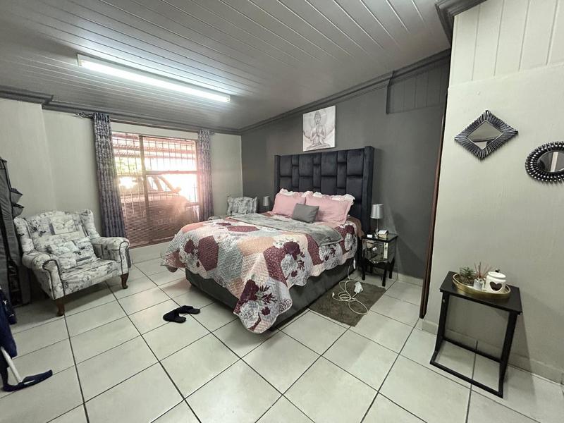 6 Bedroom Property for Sale in Springs Gauteng