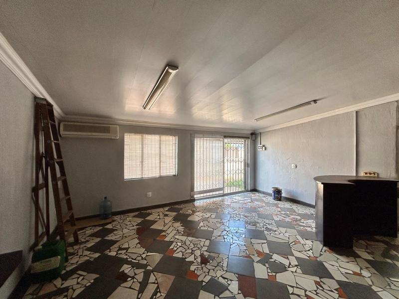 6 Bedroom Property for Sale in Springs Gauteng