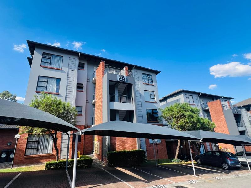 2 Bedroom Property for Sale in Oakdene Gauteng