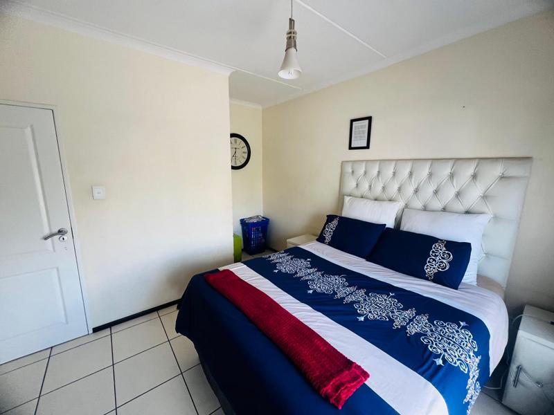 2 Bedroom Property for Sale in Oakdene Gauteng