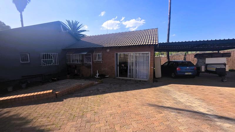 4 Bedroom Property for Sale in The Reeds Gauteng