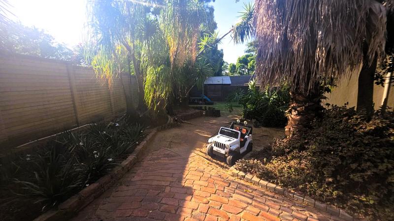 4 Bedroom Property for Sale in The Reeds Gauteng