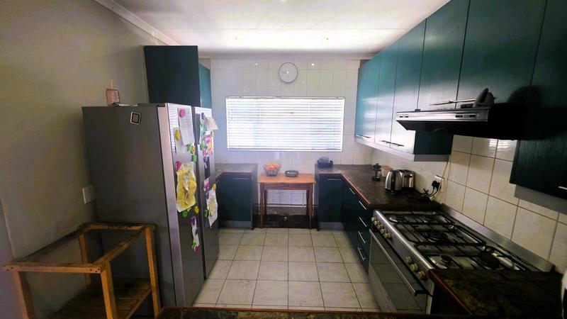 4 Bedroom Property for Sale in The Reeds Gauteng