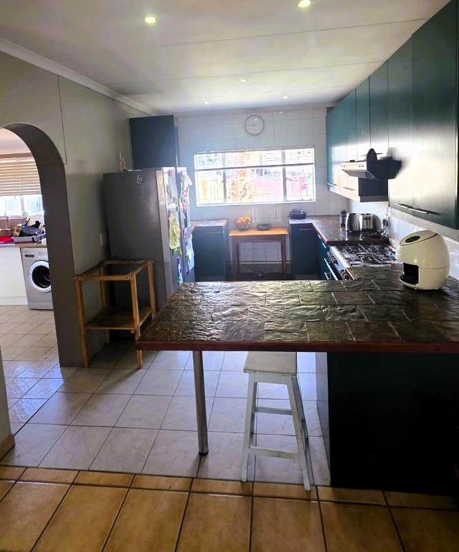 4 Bedroom Property for Sale in The Reeds Gauteng