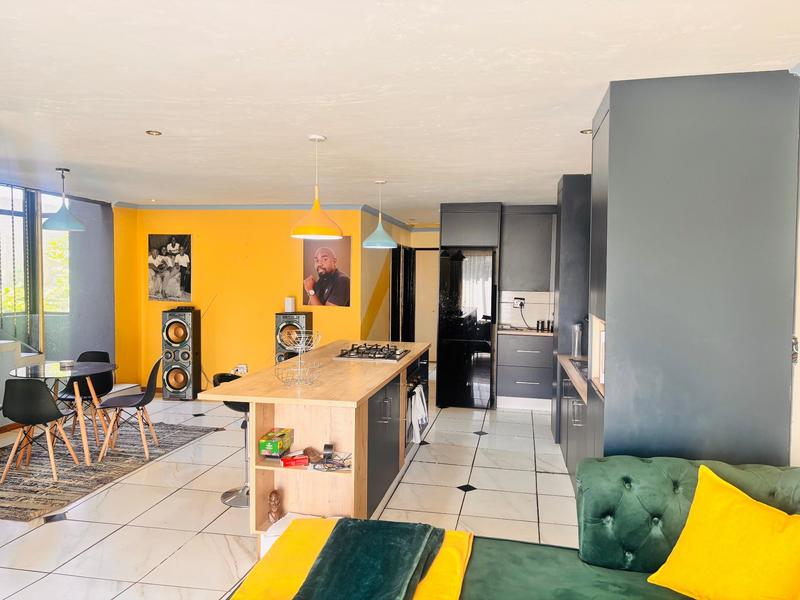 To Let 4 Bedroom Property for Rent in Fleurhof Gauteng