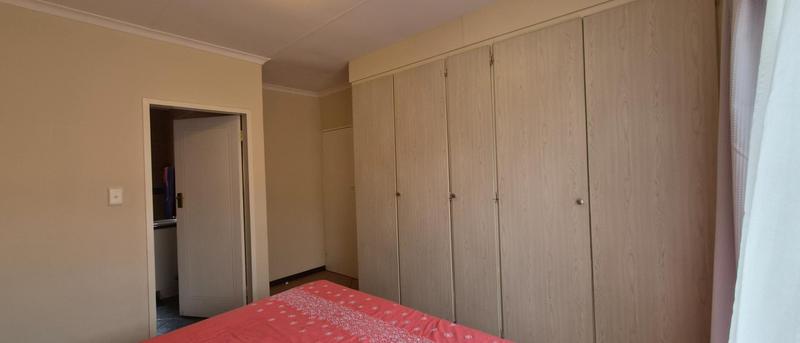 2 Bedroom Property for Sale in Mooikloof Ridge Gauteng