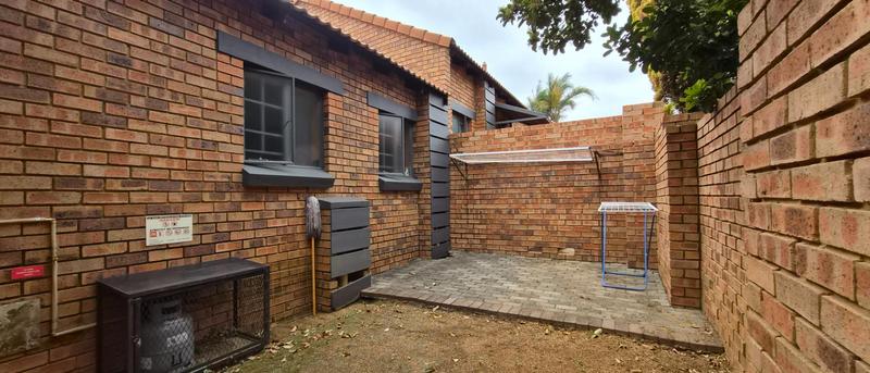2 Bedroom Property for Sale in Mooikloof Ridge Gauteng