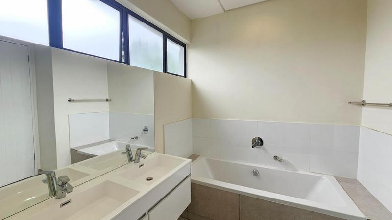 To Let 2 Bedroom Property for Rent in Morningside Gauteng