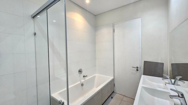 To Let 2 Bedroom Property for Rent in Morningside Gauteng