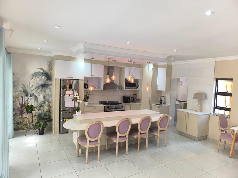 To Let 4 Bedroom Property for Rent in Parkmore Gauteng