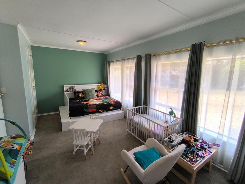 To Let 4 Bedroom Property for Rent in Parkmore Gauteng