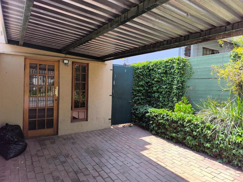 To Let 4 Bedroom Property for Rent in Parkmore Gauteng